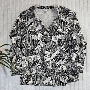 Calvin Klein Leaf Print Linen Blend Blouse Top Black White 1X Long Sleeve